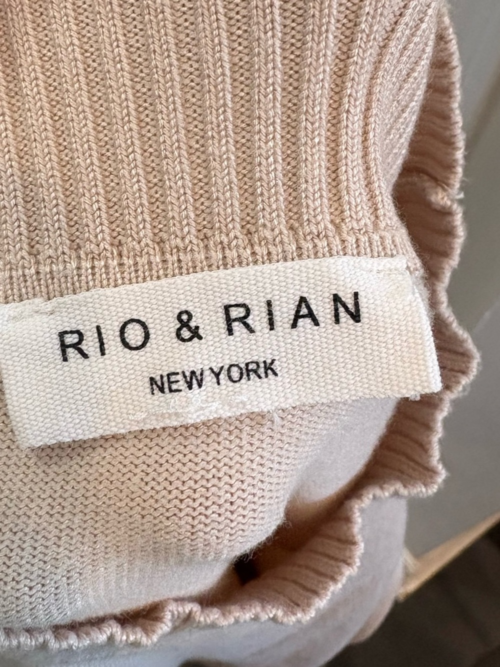 Rio & Rian Classic Cream Turtleneck Sweater - Women - Picture 2 of 4